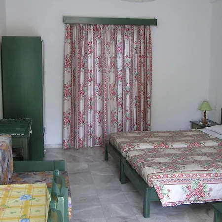 Lejlighedshotel Knossos Pánormos