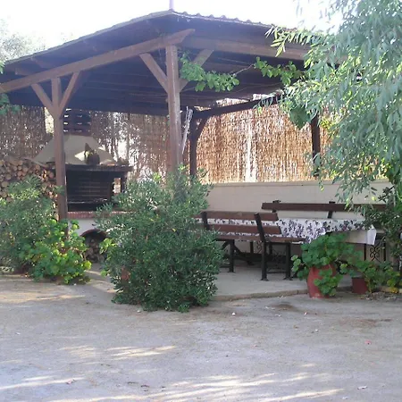 Aparthotel Knossos Pánormos