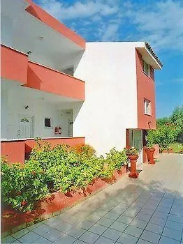 Lejlighedshotel Knossos 2*