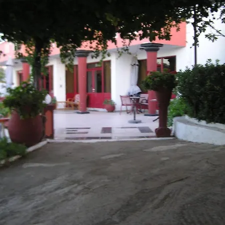Knossos Aparthotel