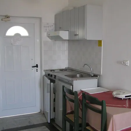 Knossos Aparthotel